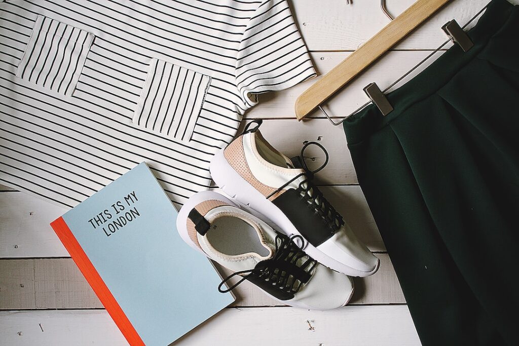 Explorând conexiunile dintre moda și muzică: influențele reciproce și tendințele actuale