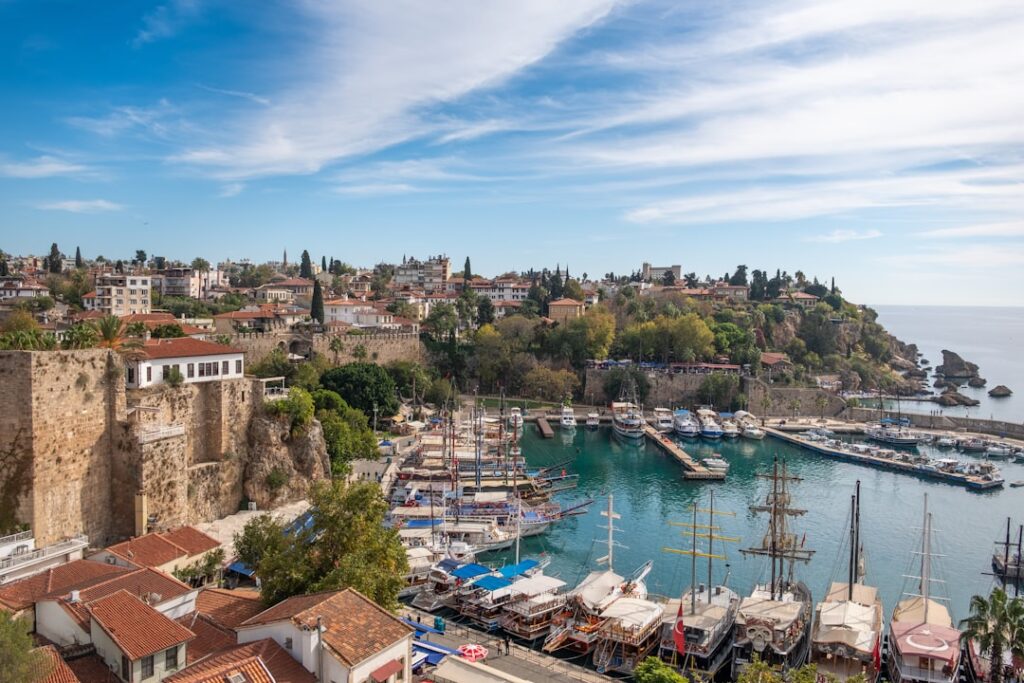Locuri de vizitat în Turcia: Antalya