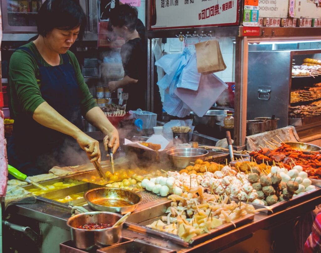 Cele mai bune locații de street food cu gusturi internaționale